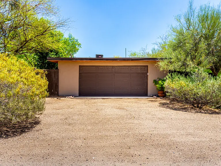 6604 E Dove Valley Rd — Photo 3