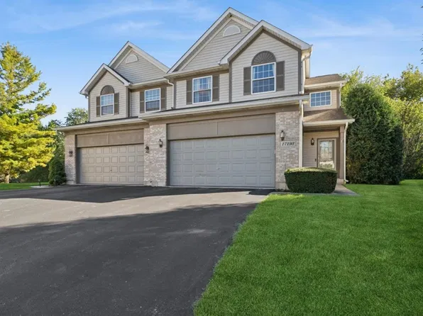 17193 W Cunningham Ct, Libertyville, IL 60048