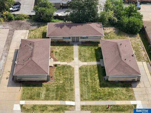 838 S 47th St, Lincoln, NE 68510