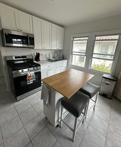 61 Walnut St #UPPER — Photo 5