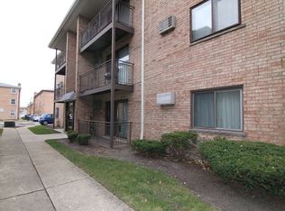 8749 W Summerdale Ave APT 2B, Chicago, IL 60656