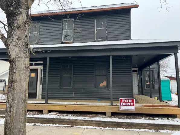 210 N Walnut St, Logan, OH 43138