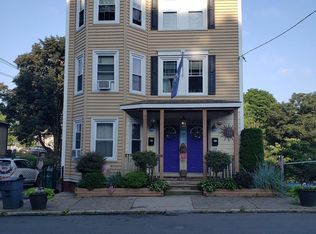 128-128A Woodlawn St #1, Lynn, MA 01901