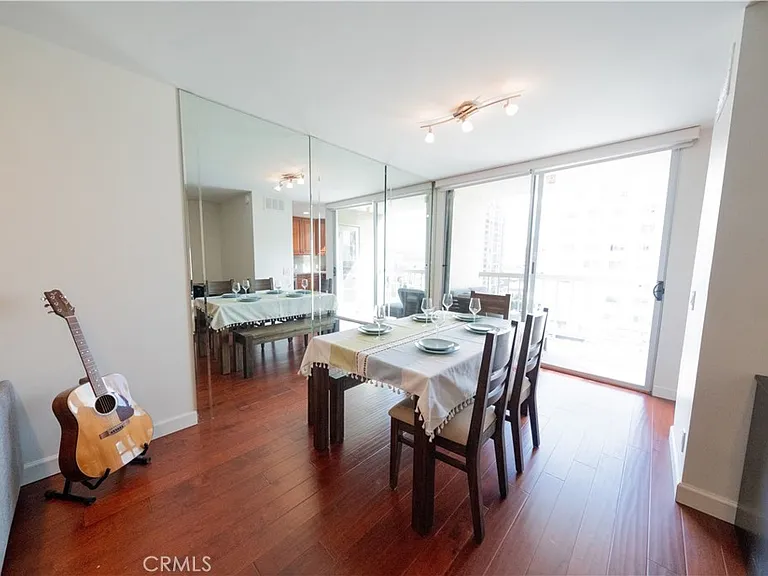 10751 Wilshire Blvd #1405 — Photo 12