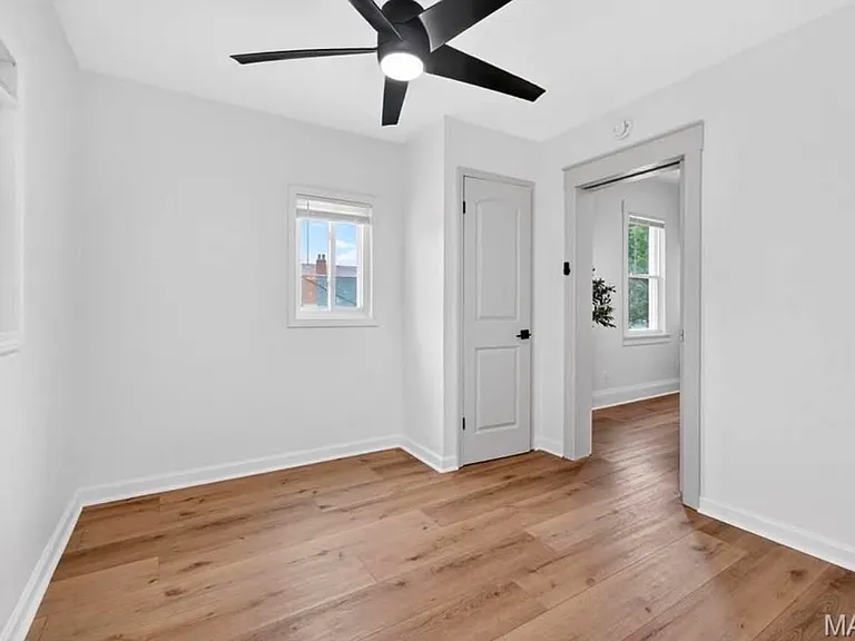 4601 Ray Ave — Photo 1