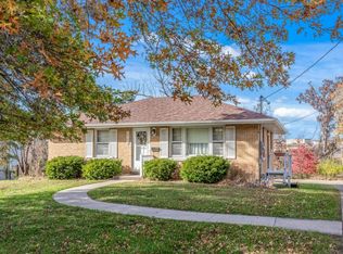 1712 Tanner Bridge Rd, Jefferson City, MO 65101