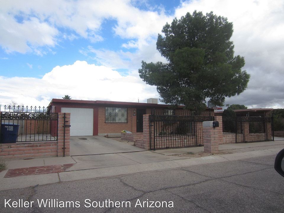 1st image of 1627 E Calle Salamanca