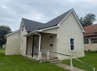 1709 W 9th St, Muncie, IN 47302