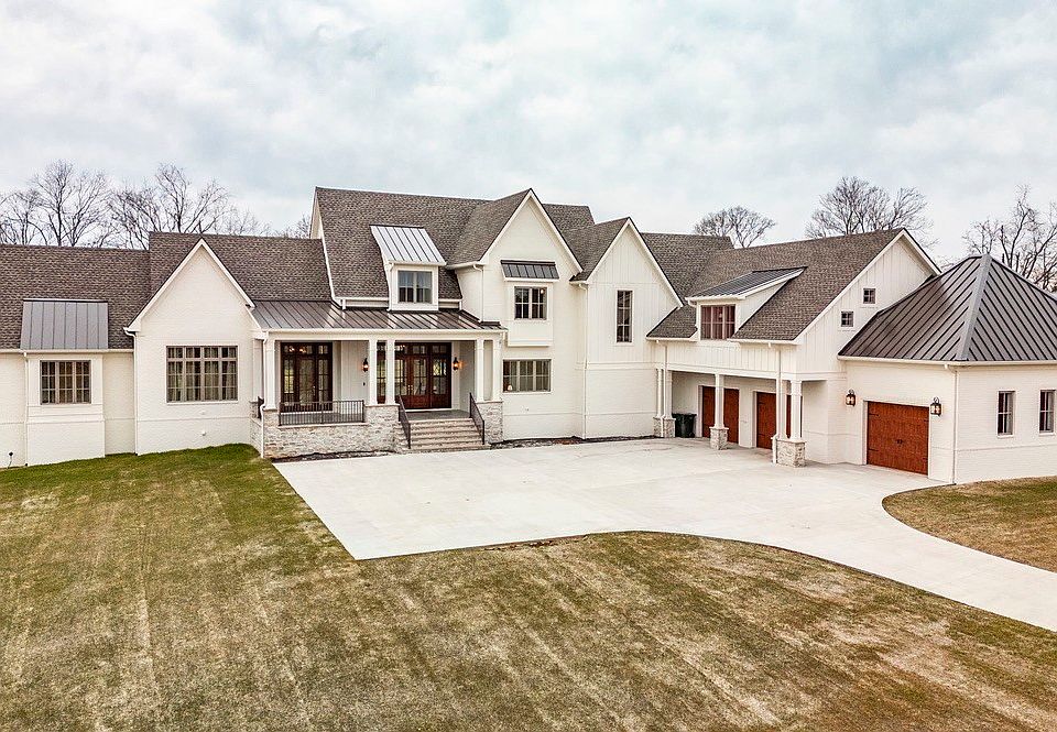 1st image of 197 E Bugg Hollow Rd