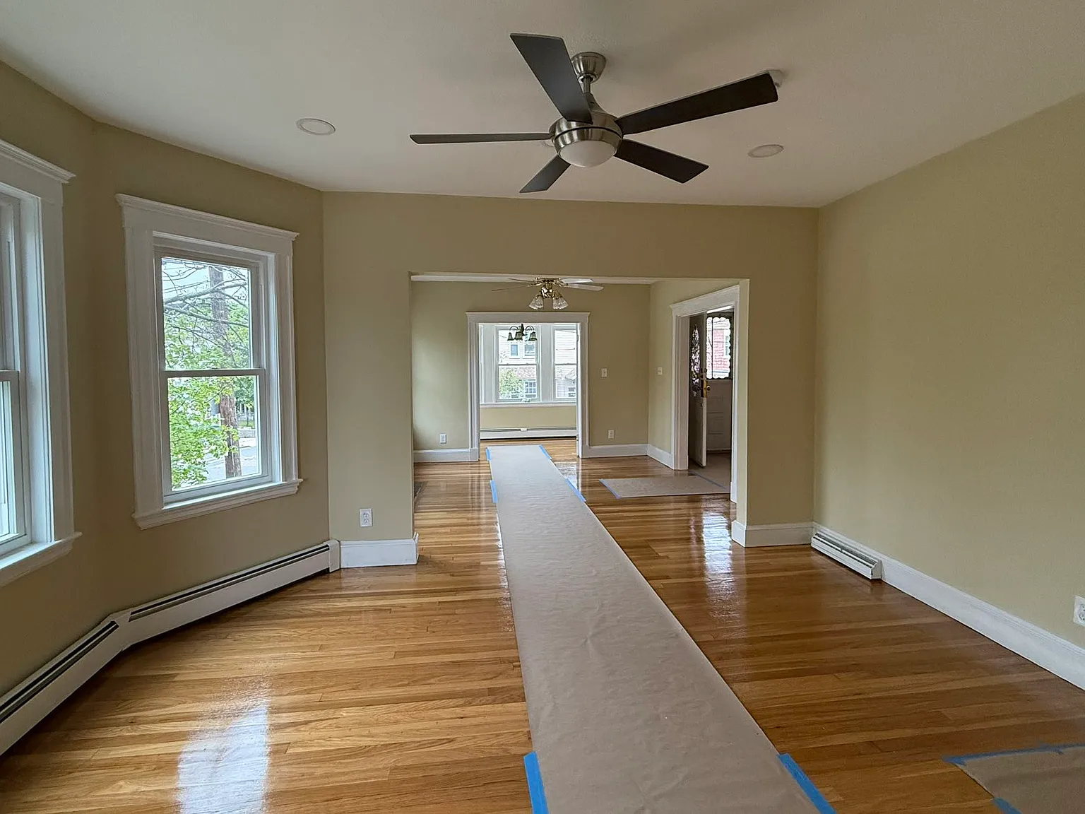 2 bed, 1069 sqft, $3,000 — Photo 2