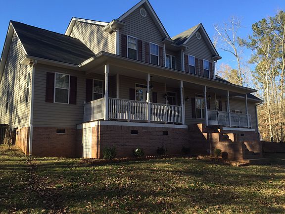 Access Storage Under Porch