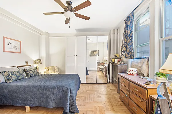 Sold by Compass | media 4