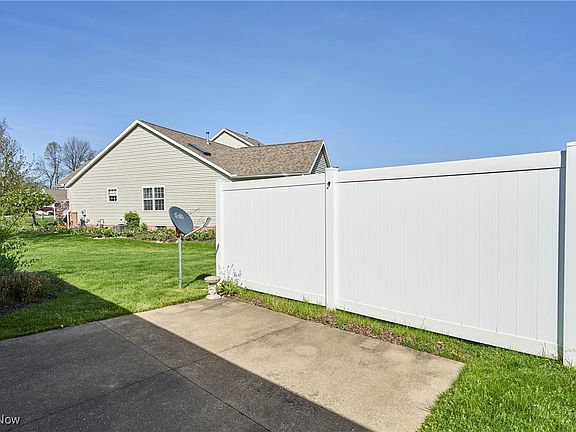 4th image of 2809 Stratford Cir