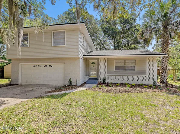 1847 LA LAUNA Circle W, Jacksonville, FL 32225