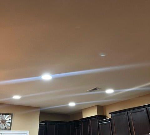 4th image of 7039 Woodsbay Ln