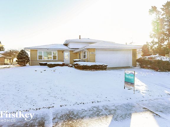 2nd image of 19805 Crescent Ave