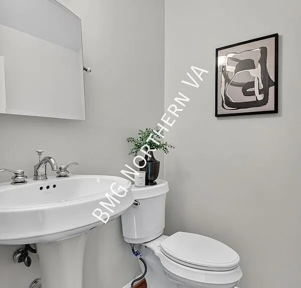 6001 Keble Dr — Photo 15