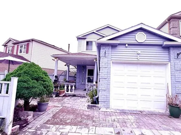 4 Shepmore Ter, Toronto, ON M1B 3H4
