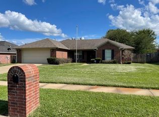 11171 Triple Crown Dr, Flint, TX 75762