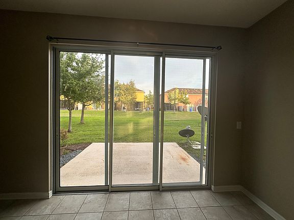 5th image of 7046 Woodchase Glen Dr
