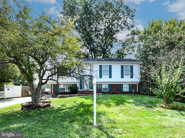 5707 Sailstone Ln, Woodbridge, VA 22193