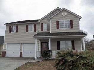 22 Creek Bend Dr, Summerville, SC 29485
