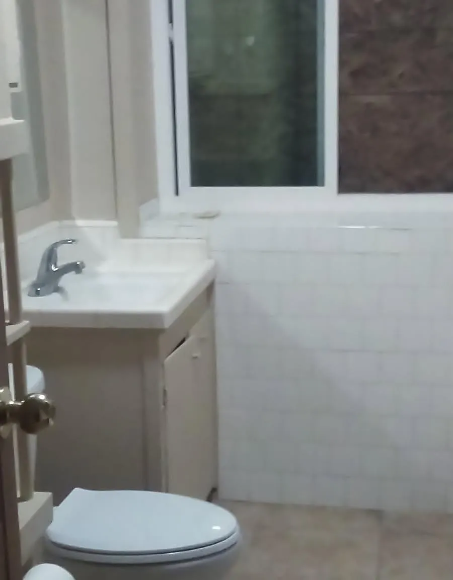 4 bed, 1502 sqft, $2,100 — Photo 3