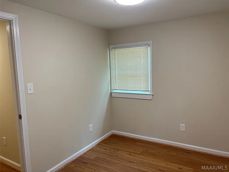 924 Peachtree St — Photo 23