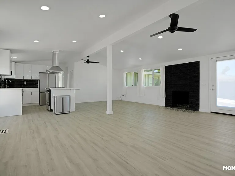 705 Osprey Cir — Photo 15