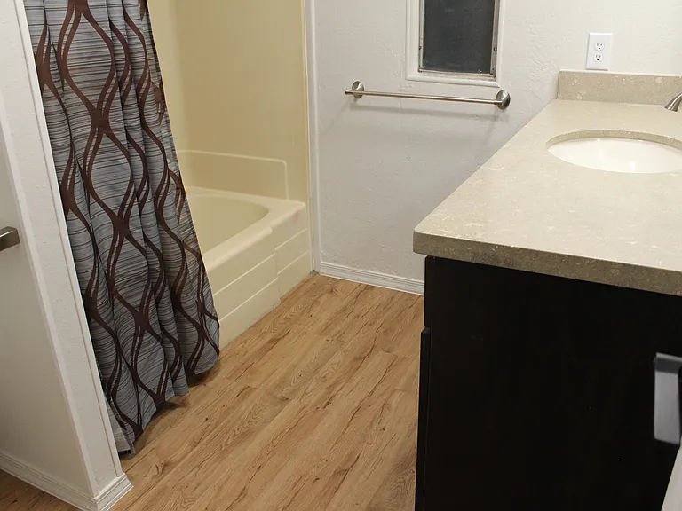 S Yavapai Dr — Photo 6
