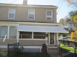 648 S 6th St, Jeannette, PA 15644