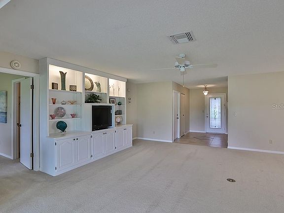 4th image of 1310 Leland Dr #62