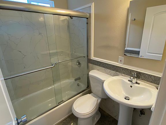 5th image of 1305 18th St #5