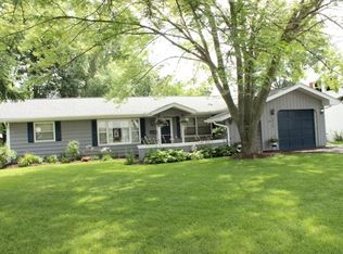 2010 Heather Dr, Aurora, IL 60506