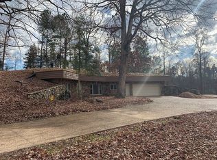 62 Cave House Rd, Jackson, TN 38305