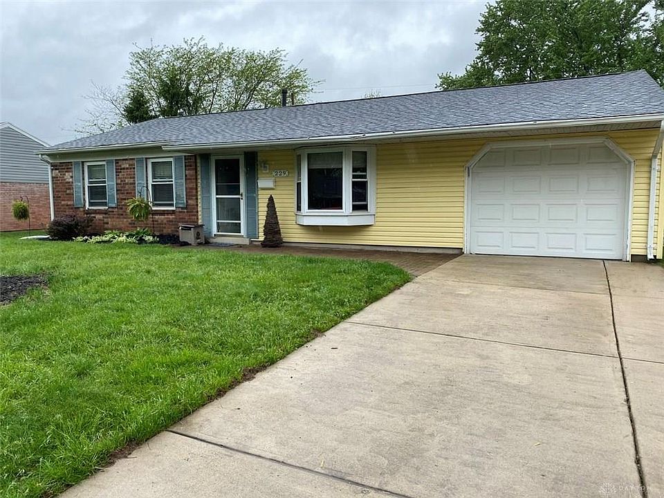 1st image of 229 Mountair Dr