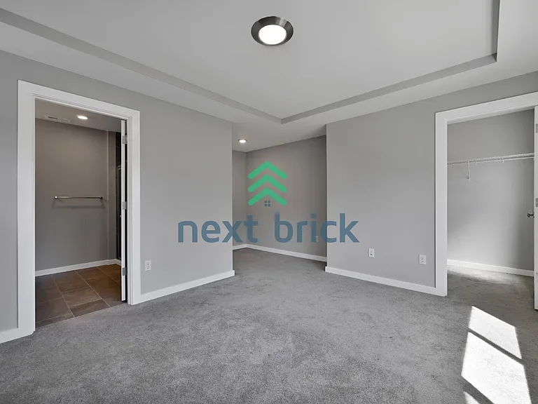 309 207th Pl SE — Photo 16