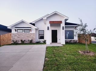 2214 Mango Rd, Laredo, TX 78046