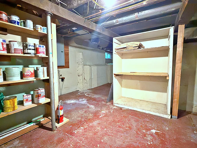 1827 N Skidmore St — Photo 55