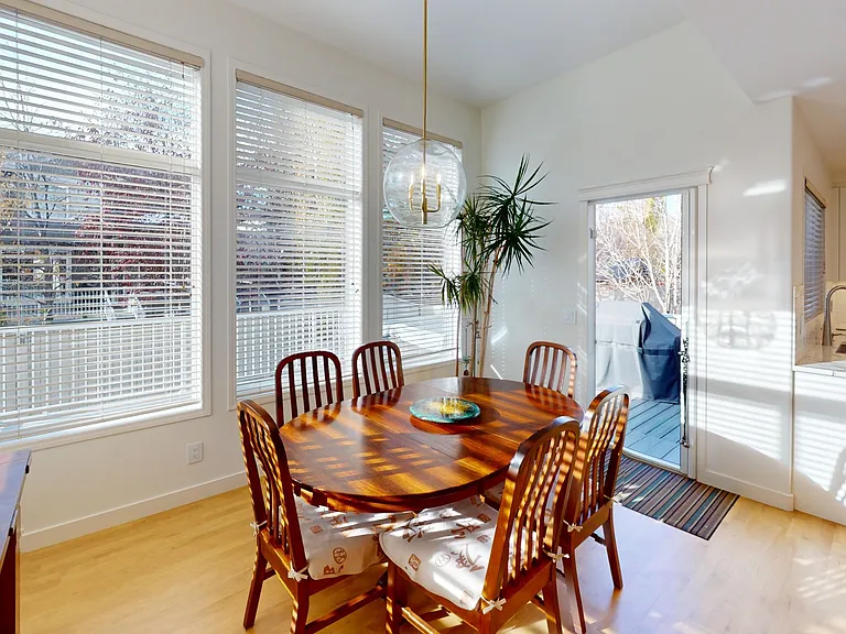 23 Chapala Close SE — Photo 7