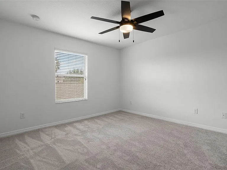 5440 New Independence Pkwy — Photo 27