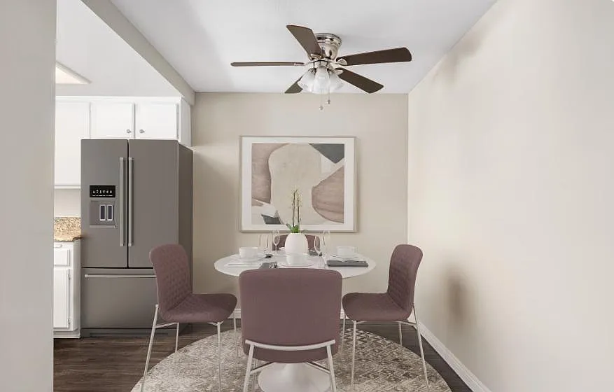 Las Flores Gardens Apartments