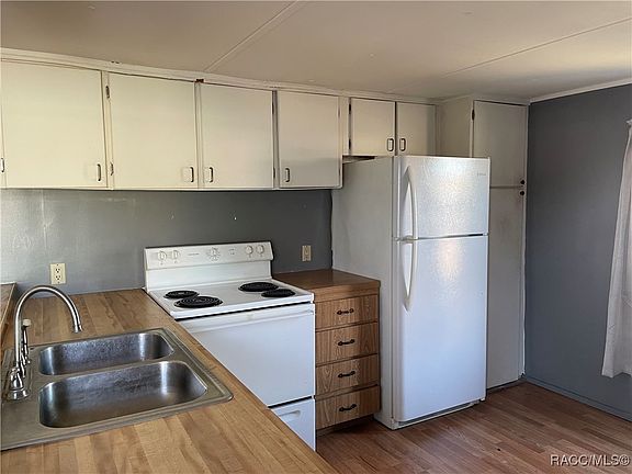 5th image of 9928 E Perch Ct