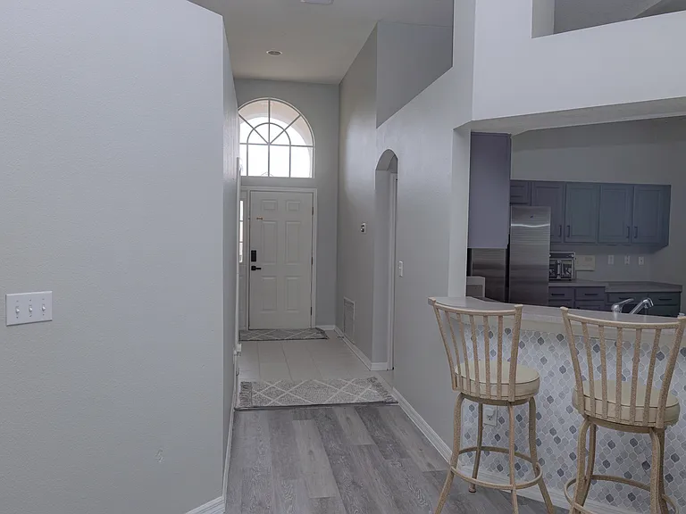 1637 Maximilian Dr — Photo 10