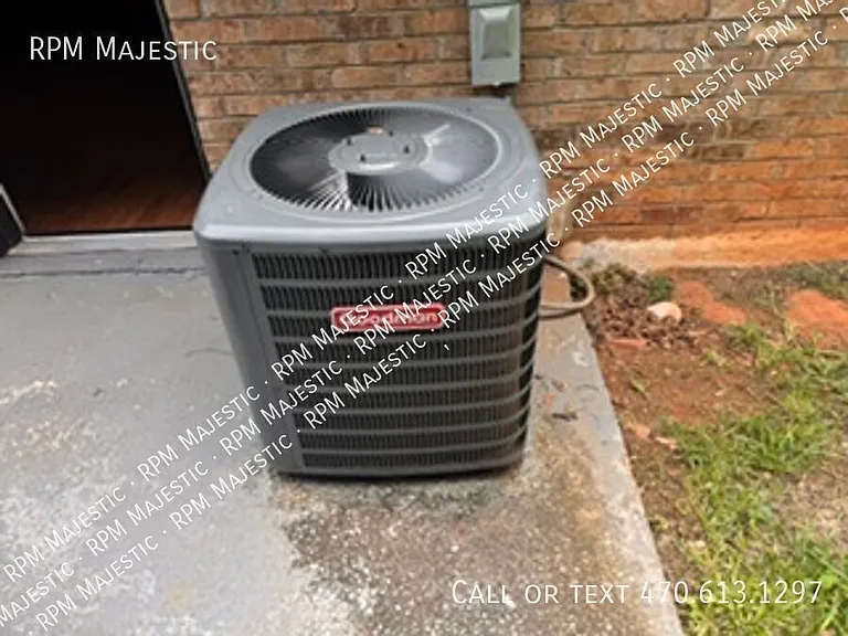 203 Toby Springs Ln — Photo 8