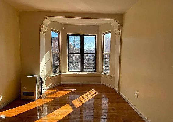 4th image of 519 Halsey St #4L