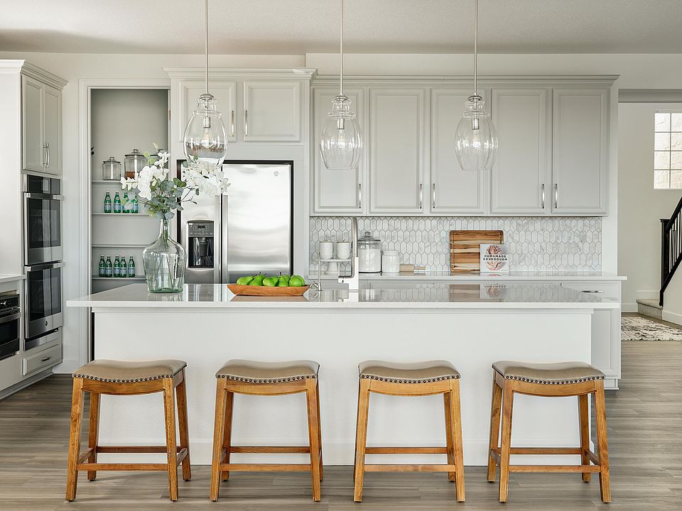 Taylor-Morrison-Reserve-at-Looking-Glass-Stea...