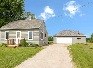 1981 Stone Rd, Sturgeon Bay, WI 54235