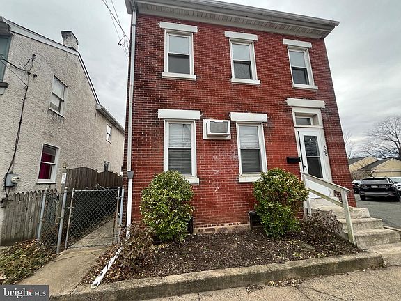 2nd image of 320 South St