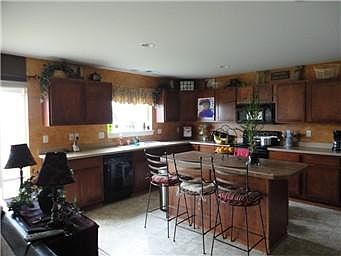2nd image of 9419 186th Street Ct E